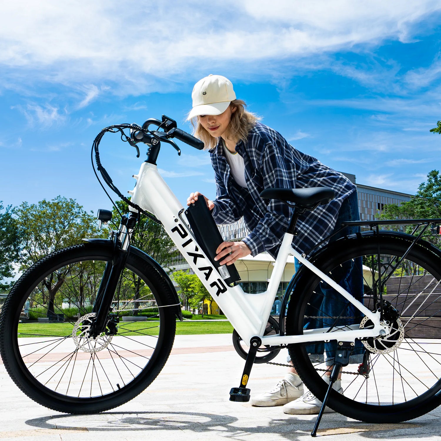 How Long Does an E-Bike Motor Last? Key Factors & Maintenance Tips